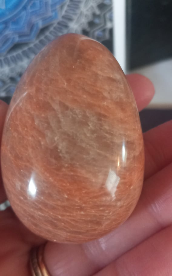 Peach Moonstone Egg - Click Image to Close