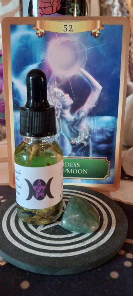 Triple Goddess Ritual Spell Oil - Click Image to Close
