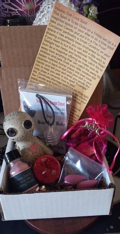 Voodoo Doll Helper Love Spell Kit - Click Image to Close