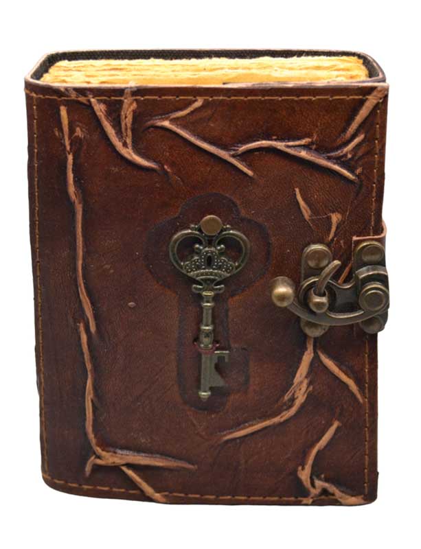 Key aged looking paper leather w/ latch - Click Image to Close